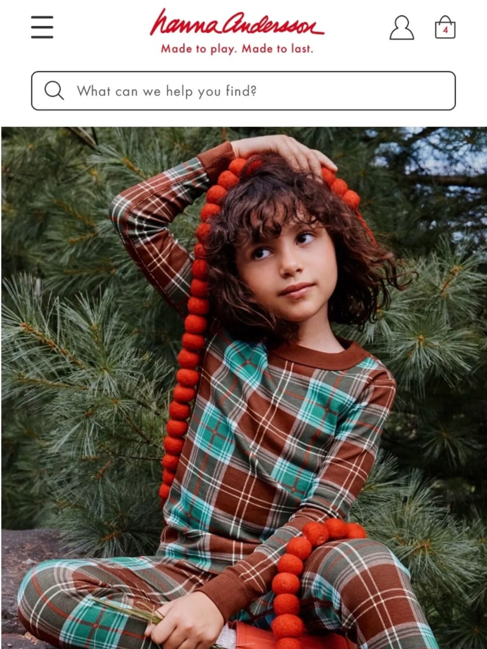 Hannah Anderson plaid holiday pajamas